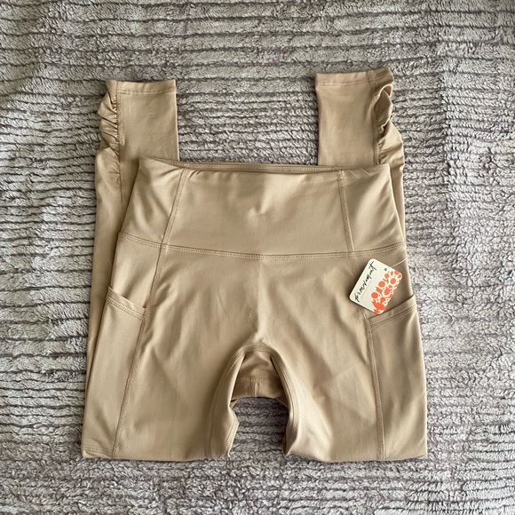 Free People Movement Beige Leggings Size XS with Pockets and Synching by Ankles - Picture 1 of 9
